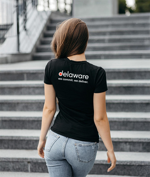 Camiseta em Malha Preta Baby look - delaware
